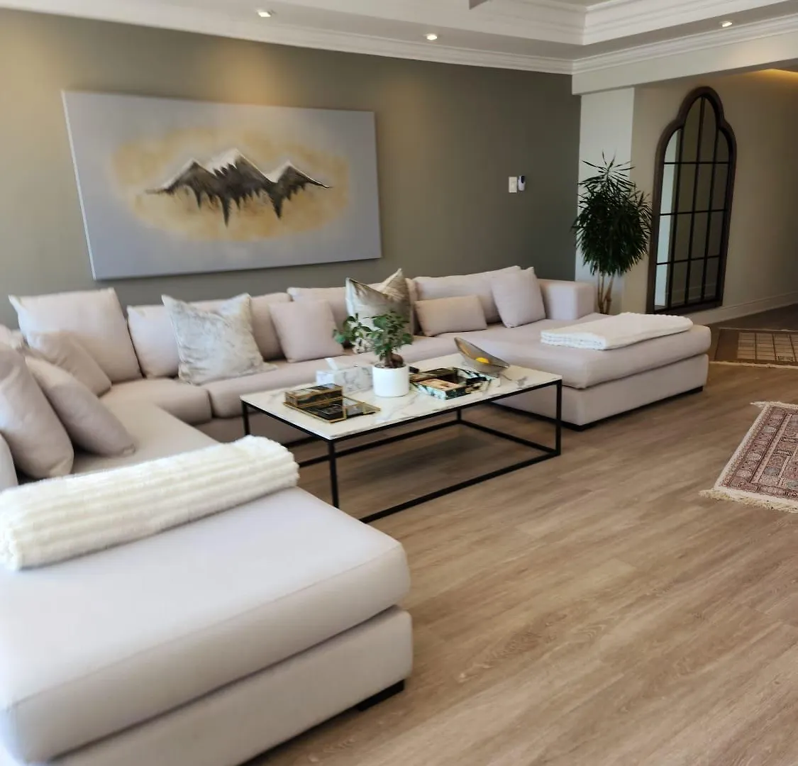 Daire Ocean View Sea Point Near The Beach Cape Town